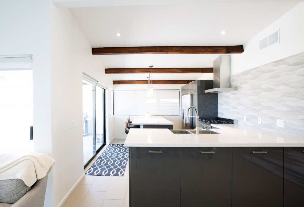 We can't get enough of this clean, elegant kitchen. By Cavin Costello of The Ranch Mine.