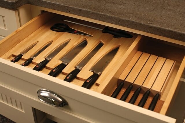 knife in drawer storage