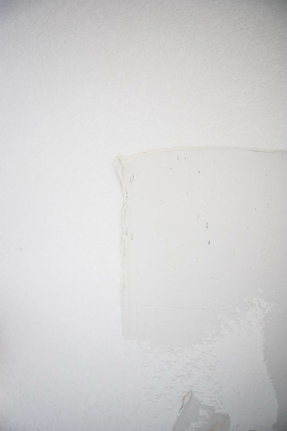 How to Smooth Textured Walls with a Skim Coat - Modernize