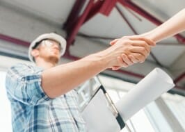 Communicative Contractor