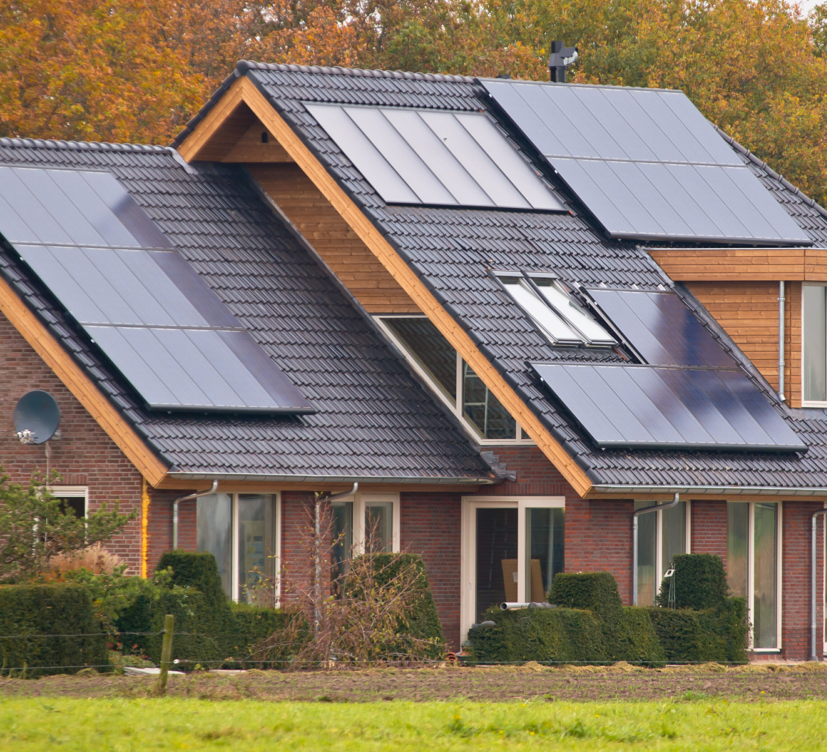 will-solar-panels-work-on-east-facing-roof-aesolar