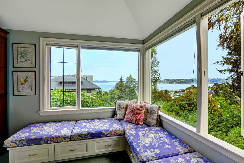 Bay Window Bench