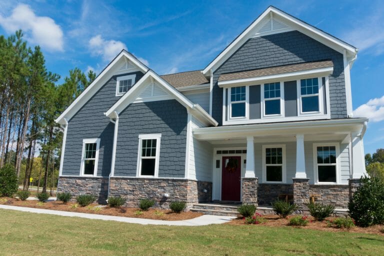 Best Siding And Trim Color Combos Modernize   Blue Gray Siding 768x512 