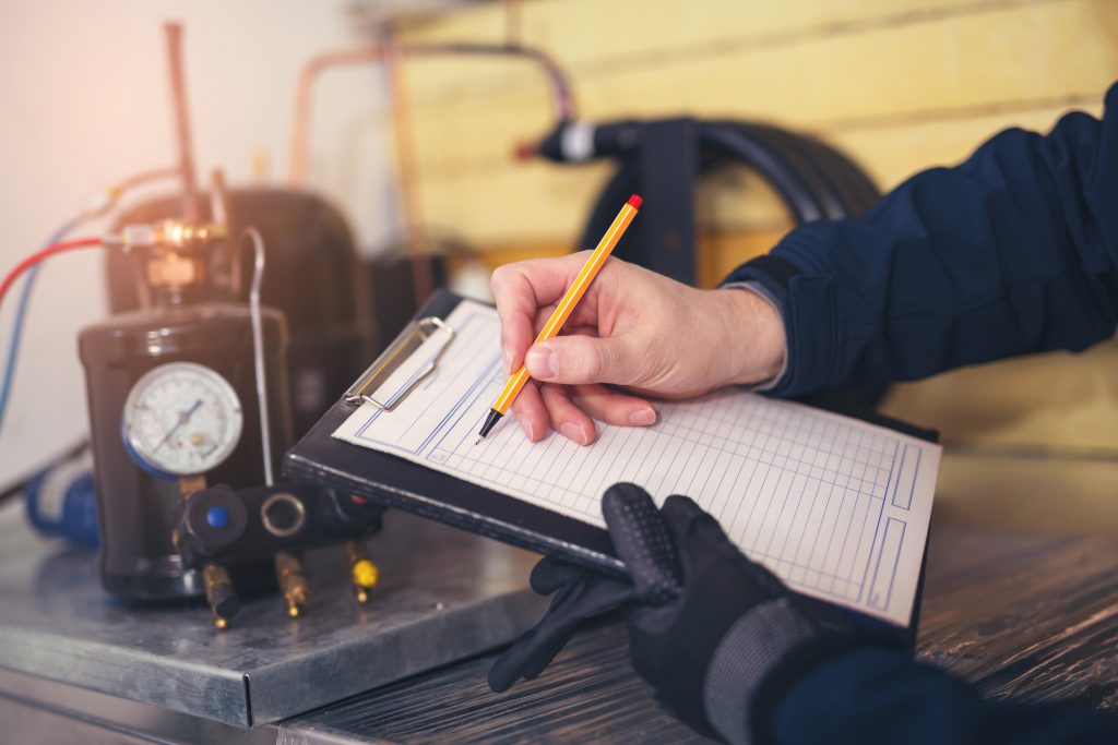 Energy auditor evaluating system