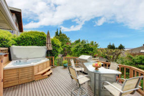 cut-corner-hot-tub-patio
