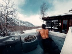 hot tub in the winter