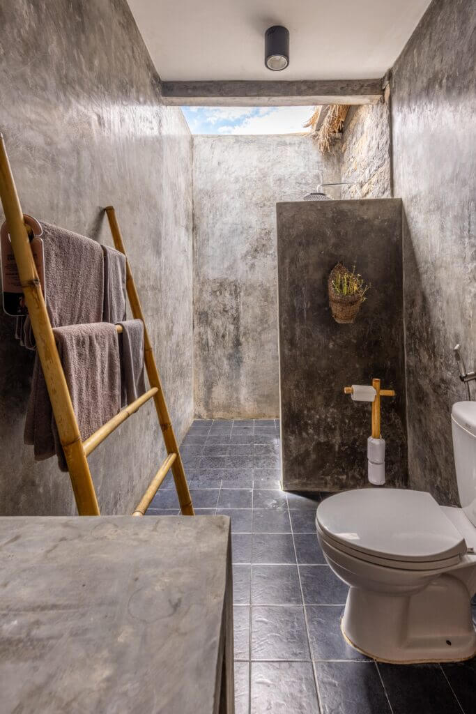 Concrete and tile bathroom wet room