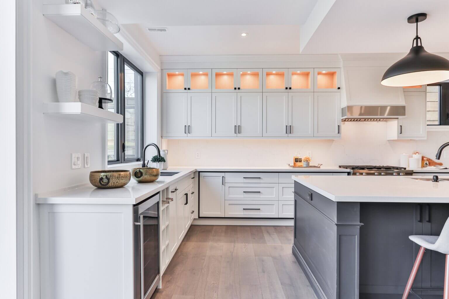 Picture of Cabinet Refacing Cost Guide 2026: Prices, Options, and Savings