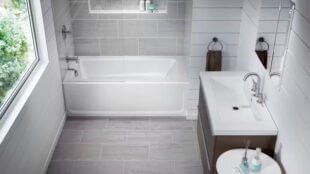 Jacuzzi Primo Skirted Bath in an alcove