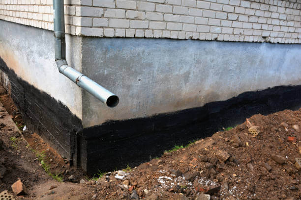 tar coating on exterior of foundation