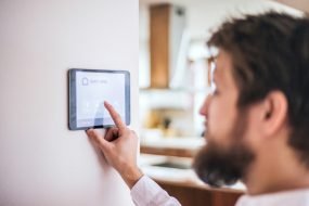 protect yourself from door-to-door home security sales