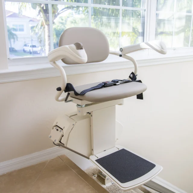 Harmar SL300 Stairlift