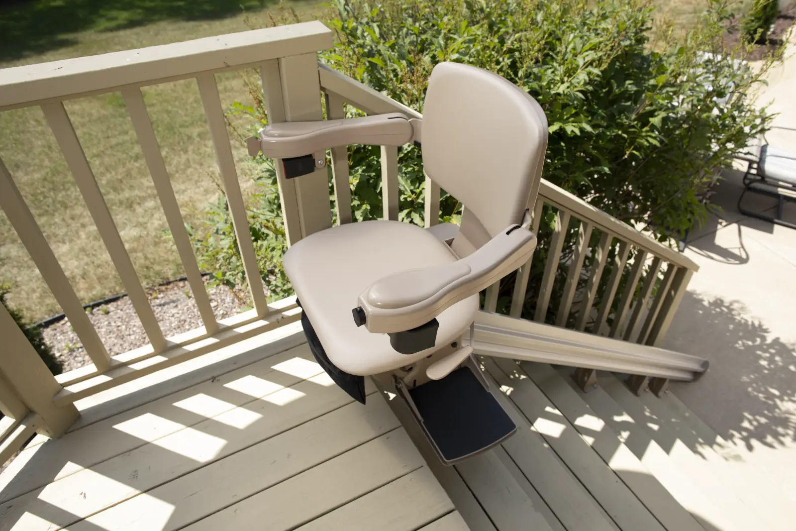 Bruno Elite Straight Stairlift