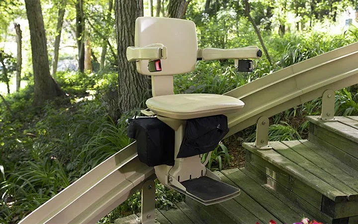Bruno Elite Curved Stairlift